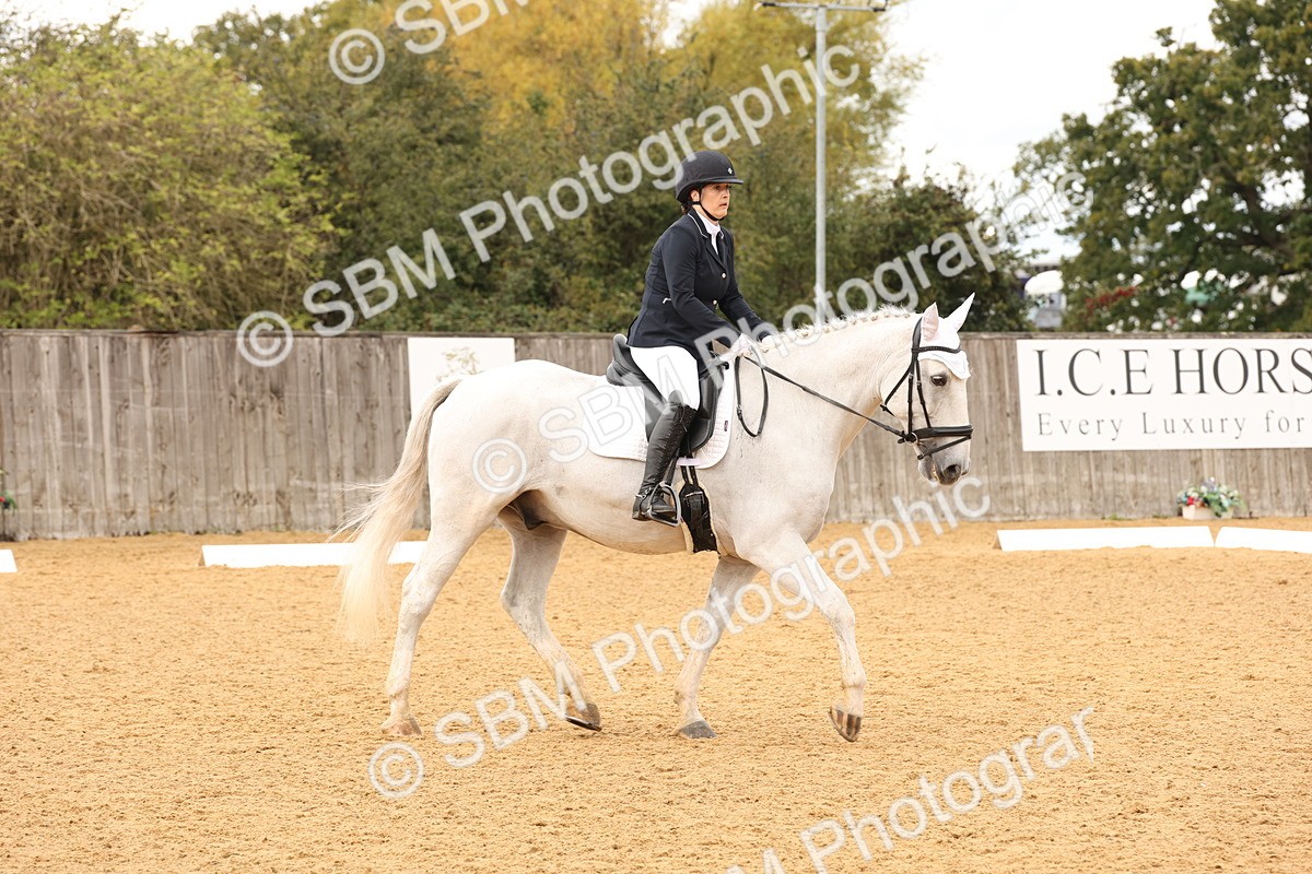 SBM_44164 - D6 - Small Tour Championship Intro 4