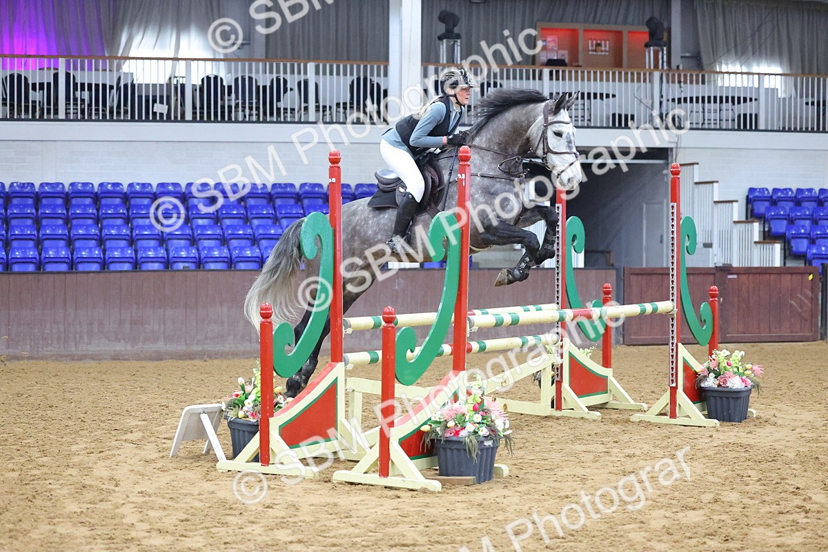 SBM_008501 - Class 21 - Nupafeed Supplements Senior Discovery/ 1m Open - First Round (1.00m)