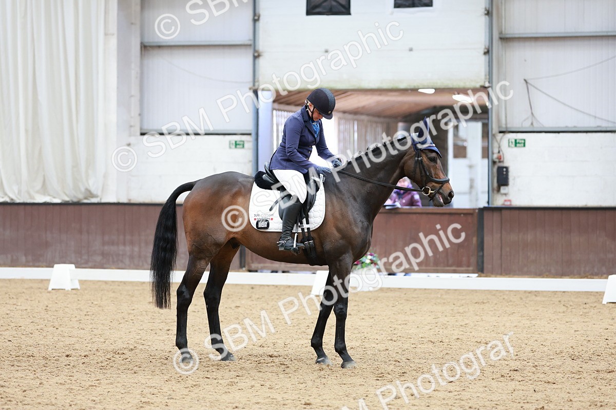 SBM_010078 - Class 6b - Novice 6 - 12.40-13.43