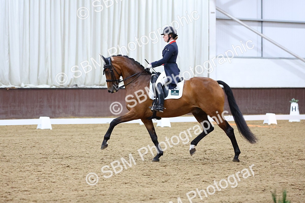 SBM_009596 - Class 14 - FEI Grand Prix - 19.27-20.27