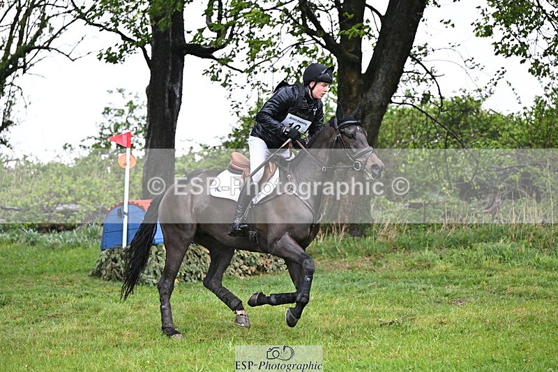 250418-120922-02826 - 019-Sean.Duffy-ZORGVLIET.MERLOT