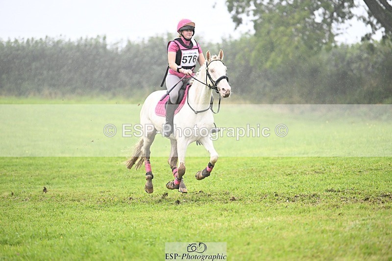 240901A-161755-11070 - 576-Tabitha.Bluck-PENDANN.REEF