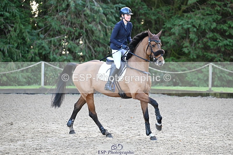 251024A-093532-06130 - B-105-Emily.Grace