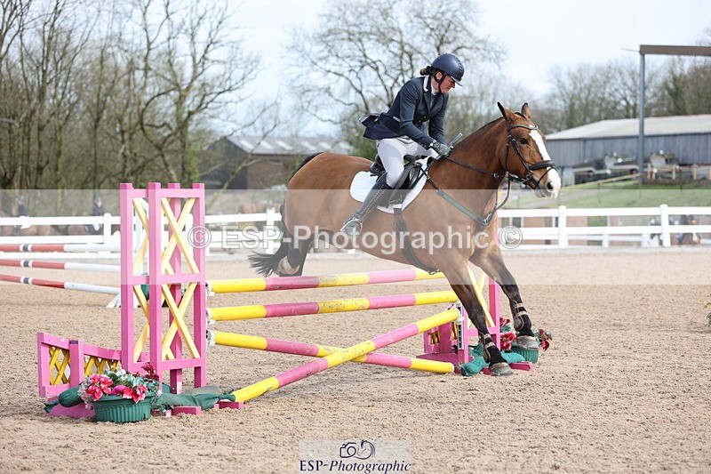 240406A-104613-02856 - Cls 20 British Novice and 90cm Open