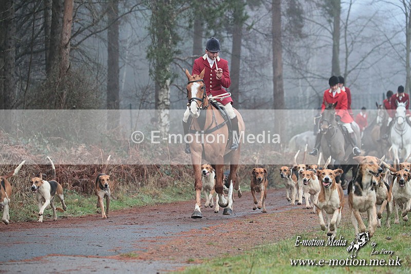 HUPY 261224 324 - Pytchley with Woodland Hunt Boxing Day Meet 26th December 2024