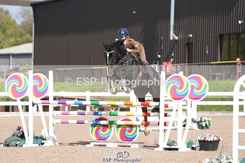 251005-132311-03513 - Cls 27 1.05m Amateur Qualifier