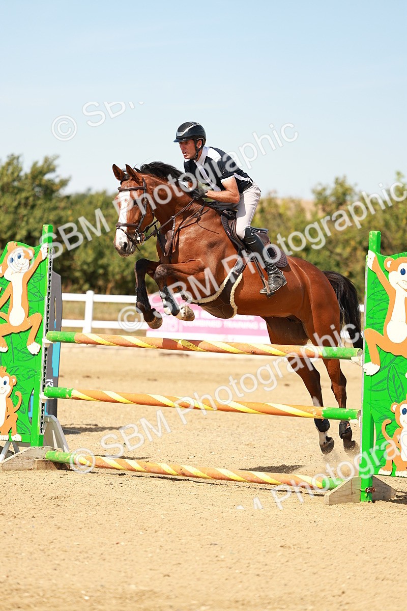 SBM_003932 - Class 15 - Senior 1.15m Open