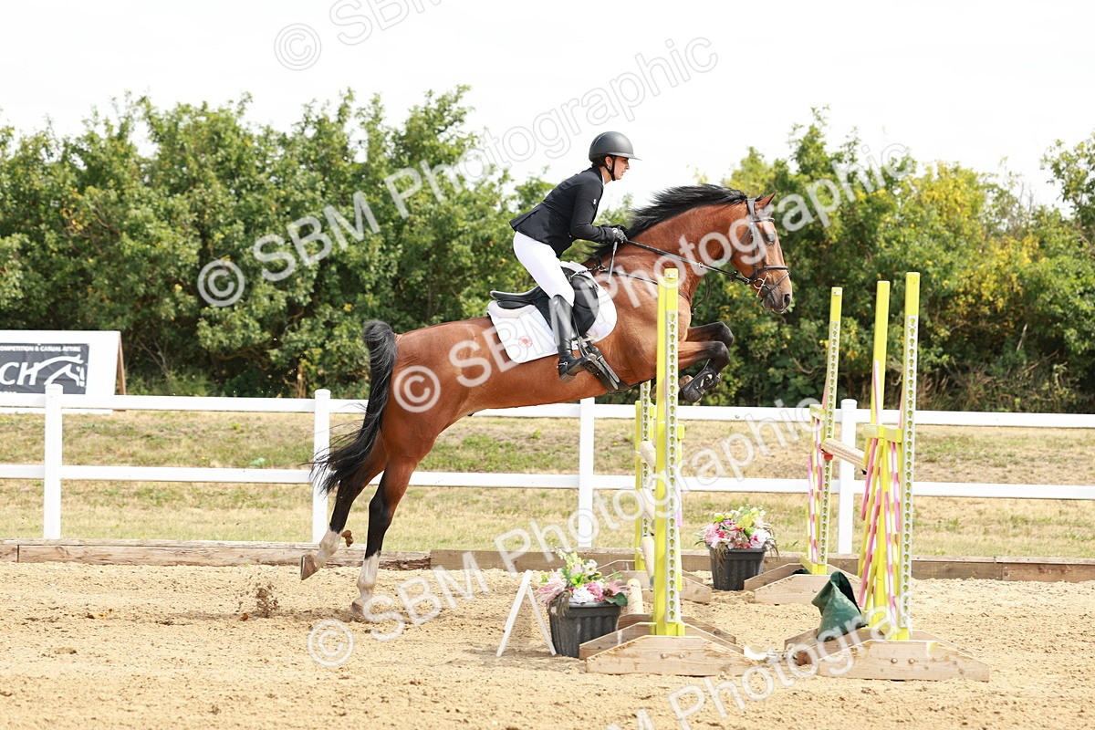 SBM_016903 - Class 20 - Senior Newcomers - 1.10m