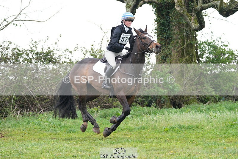 250419-101004-08999 - 571-Daisy.Waldock-BALLYHICKEY.MASIE