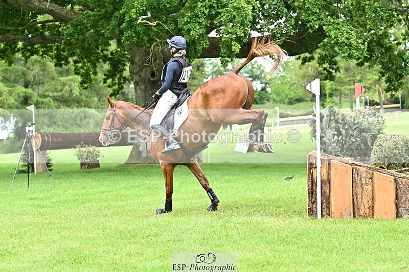 240525-150408-16170 - 212-RIVERSTOWN_ROYAL-Georgie_Frow