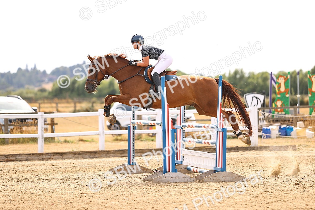 SBM_001561 - Class 6 - Senior Newcomers 1.10m