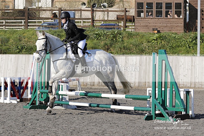 _EST0192 - Bourne Valley Riding Club Winter Showjumping 27/03/22