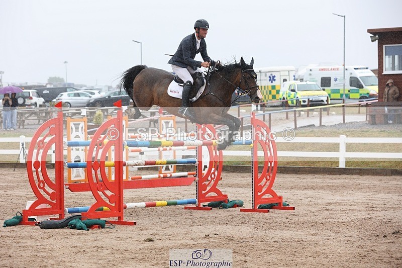 250717-142533-05952 - Cls 1, 3 Star Small Tour Start to Break