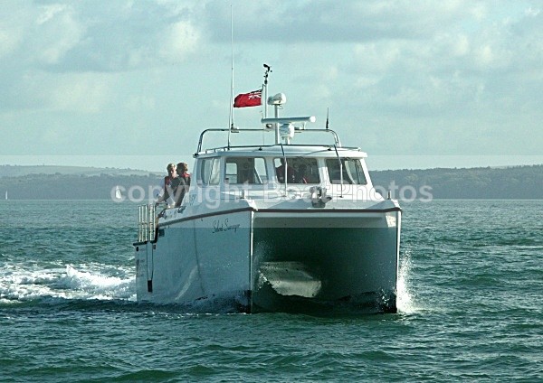 081009 SOLENT SURVEY 8CDX0107 - Commercial, Military & Naval Craft