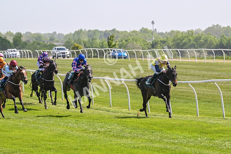 120525-Race 2-Far Ahead-8280 - Race 2