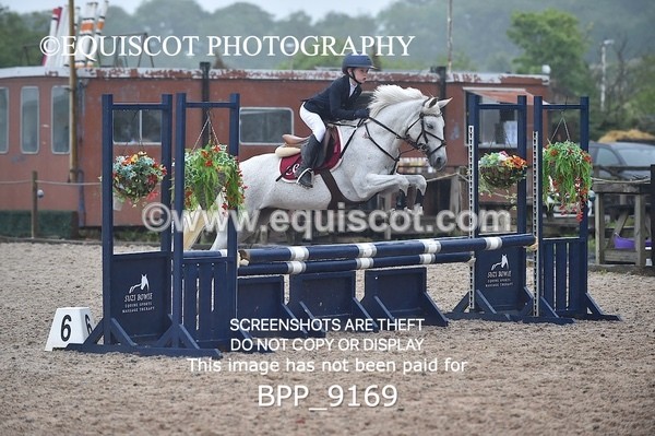 BPP_9169 - CLASS 15 SUN Stepping Stones 128/ 138cms Handicap