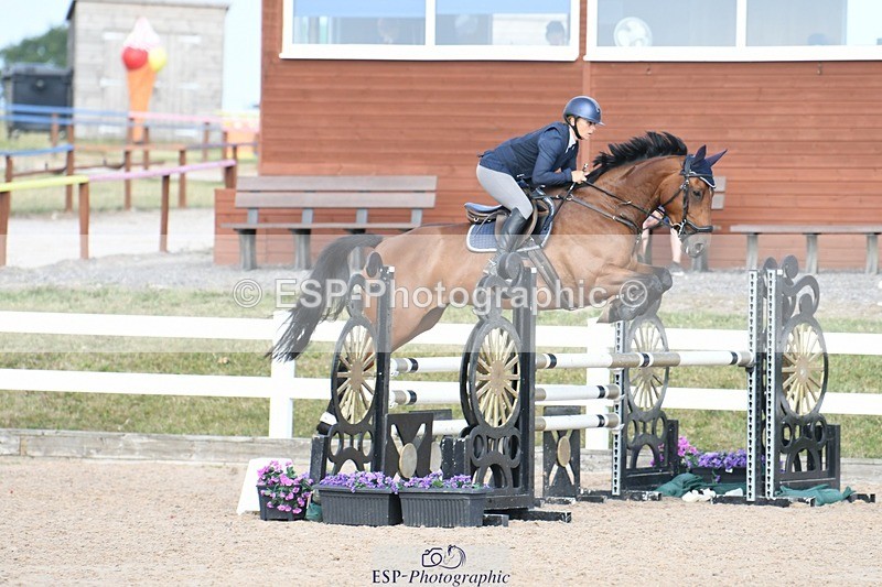 250725-171227-04122 - Cls 10 1.05m Amateur Quali