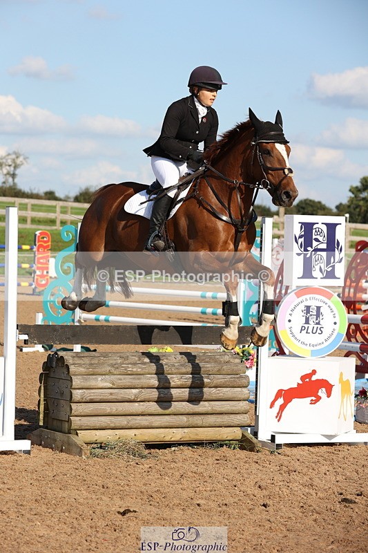 230915A-161656-03102 - Cls 6 Snr 1.05m Derby