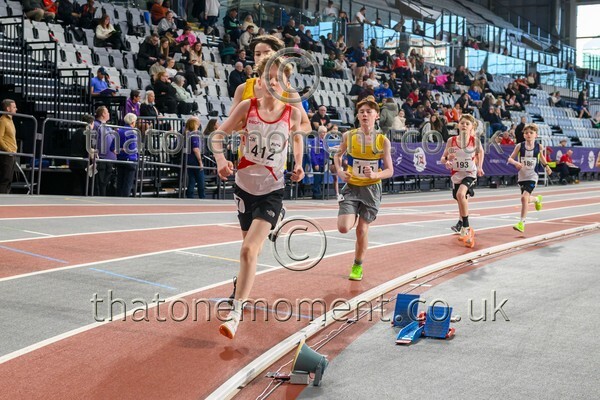 Age26SUN-811179 - Track Male Set One