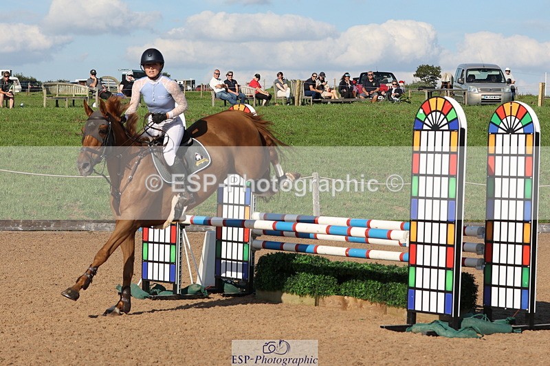 230915A-162830-03189 - Cls 6 Snr 1.05m Derby