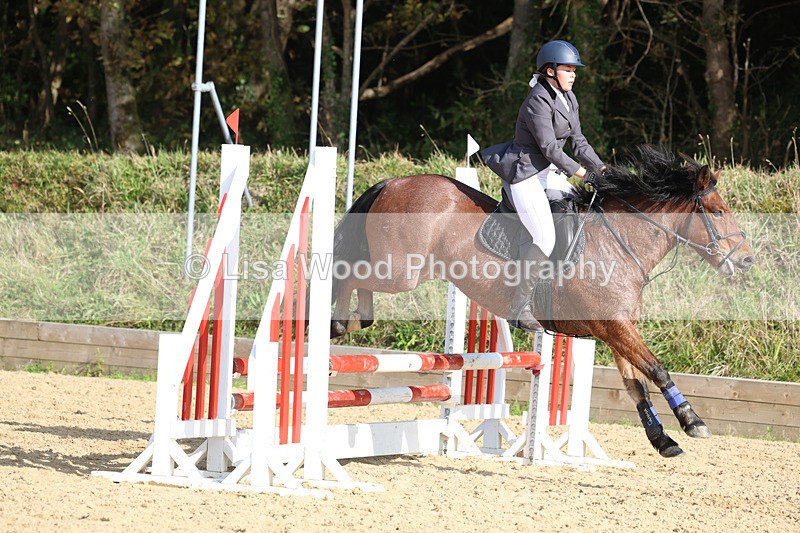 3E7A8258 - Class 4: 70cm open