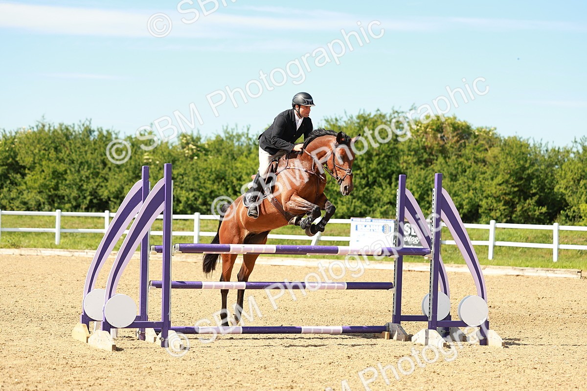SBM_002766 - Class 4 - Senior Newcomers - 1.10m