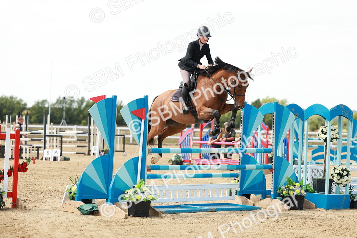 SBM_007704 - Class 3 - Senior Newcomers - 1.10m Open