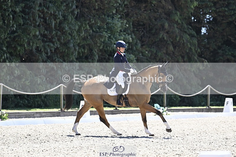 250522A-115843-03315 - B-321-Laura.Collett-BALANCERO