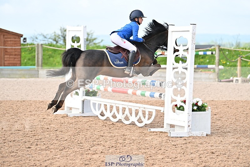 240506A-110647-08403 - Cls 3  Pony Discovery & 90cm Open