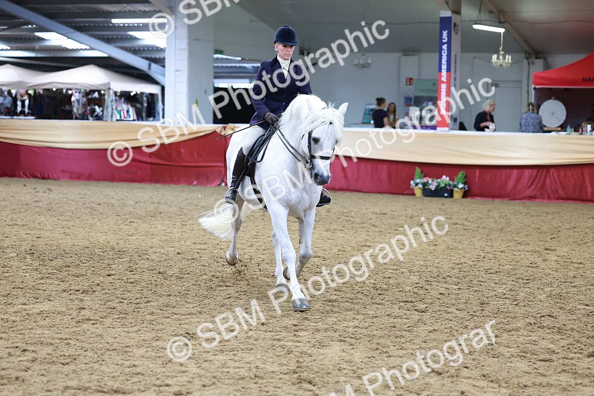 SBM_18646 - Class 952 - M&M Ridden Supreme Final