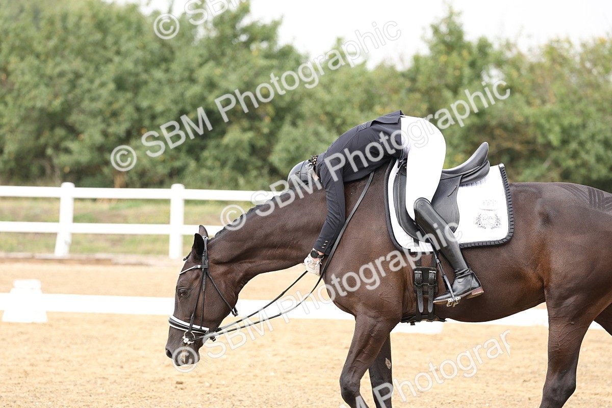 SBM_006299 - Class 6 - novice 6 - 11.50-12.46