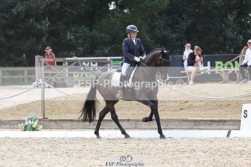 250809A-150951-04496 - 043-Louise.HutchinsonKingstone-W