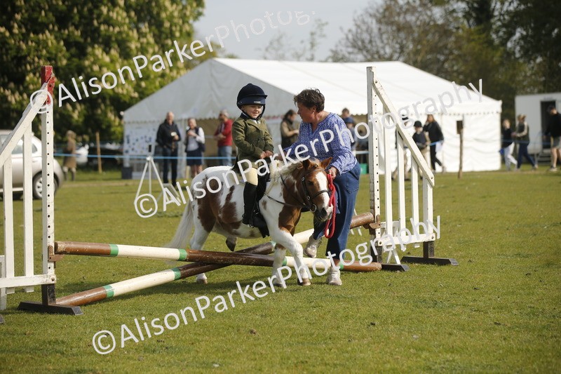 20260426-1067 - Class 1 - Mini Jumping - Lead rein or Assisted