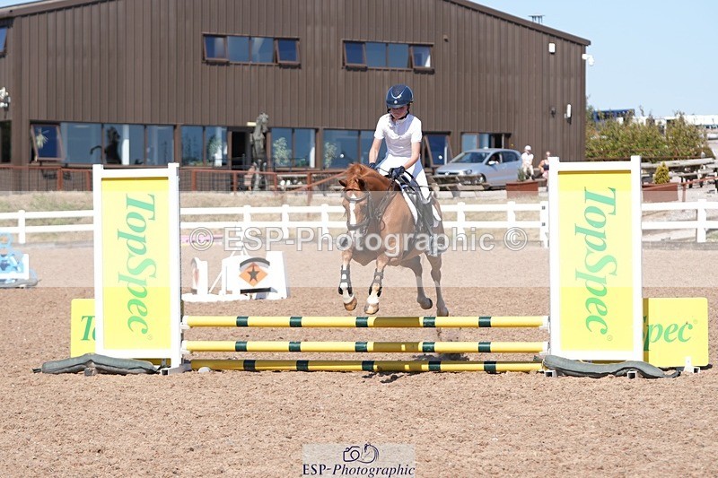 260811-153029-00035 - Cls 1 and 2 Clear Round