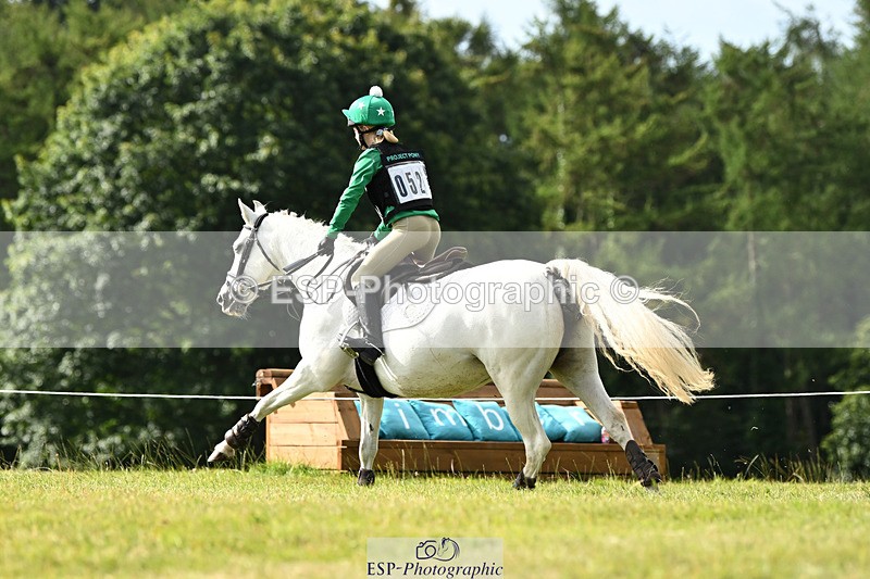 240825X-102032-31063 - 70cm XC 10.00 to 11.00