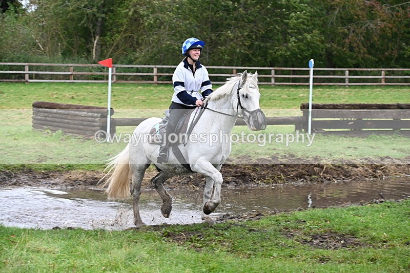 WJ6_7200 - Time at Photographer 13:06 to 13:23