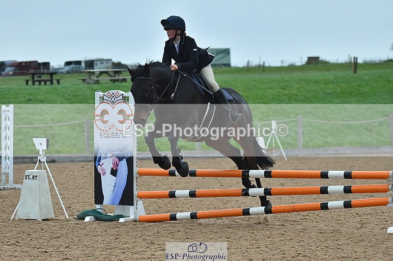 231119A-094714-04426 - Sun Cls 17+18 Club and Schools 70cm