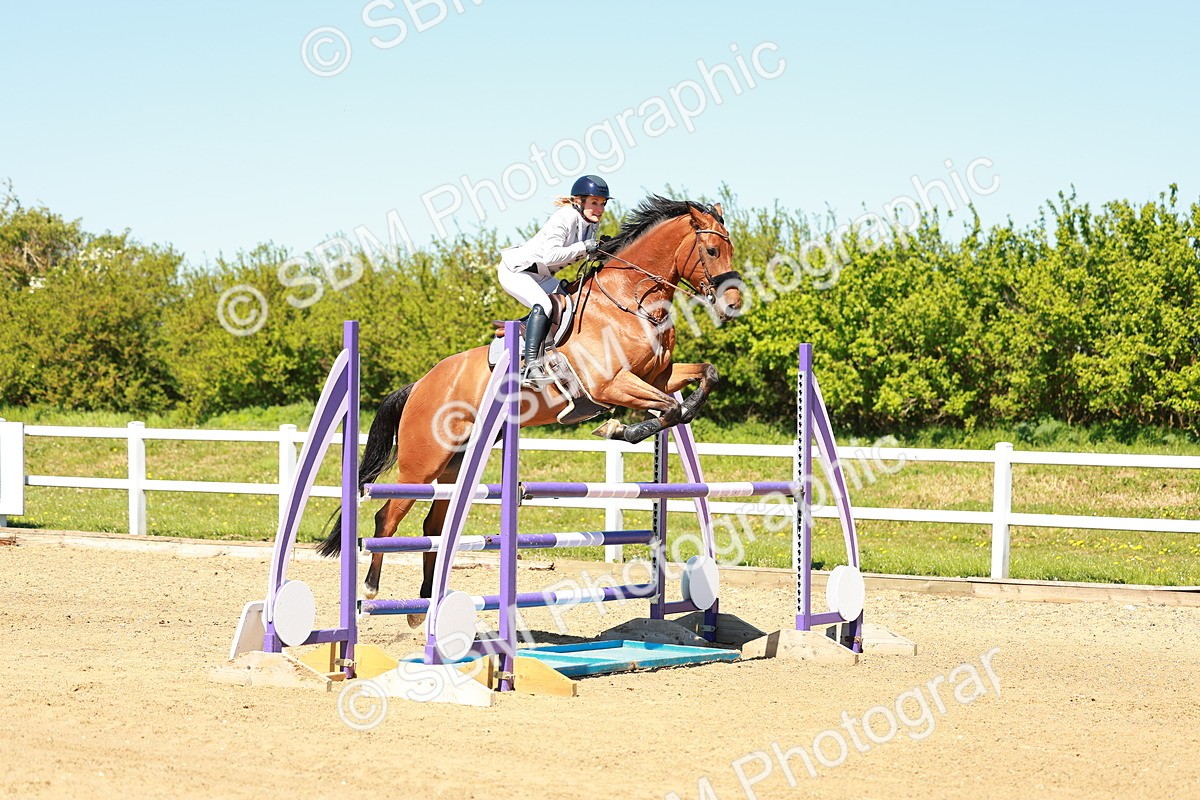 SBM_001105 - Class 4 - Senior Newcomers 1.10m