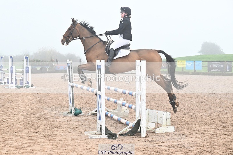 251115-124105-00716 - Cls 28+29 Club and Schools 1m