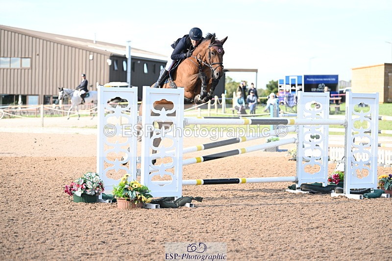 240913A-160831-05166 - Cls 18 National 1.40m Open