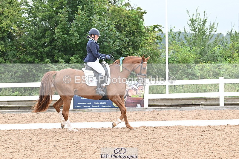 240815A-131311-01251 - Cls 8-P Freestyle Medium Silver