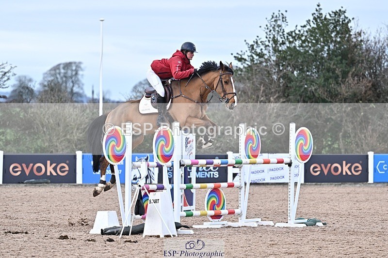 251126-134815-00632 - Cls 5 Foxhunter and 1.20m