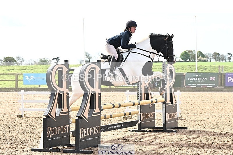 250416-100144-00185 - Cls 1 British Novice and 90cm