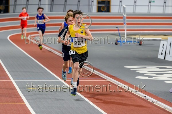 AgeInd25SUN-915692 - Track Male