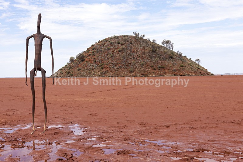 0SKJ3801 - Worldwide