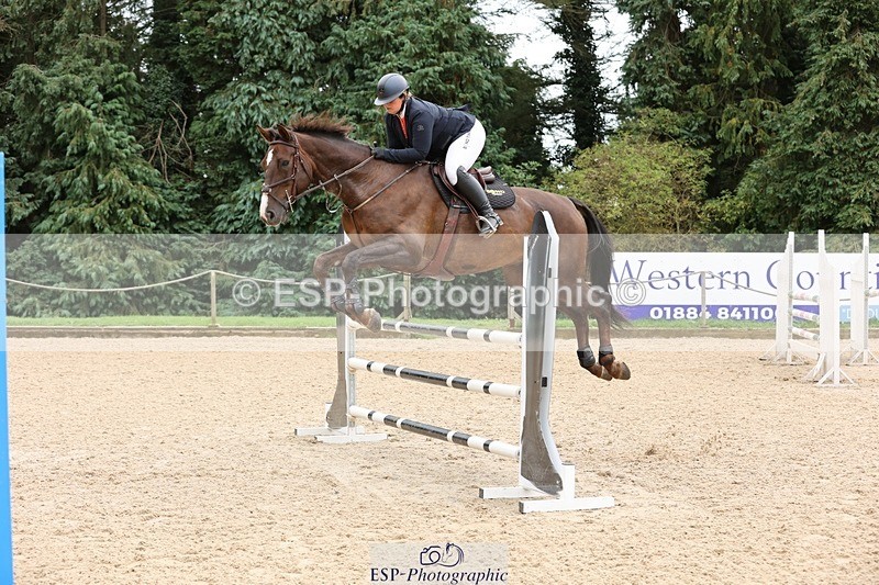 240817-140225-01675 - 05A Snr Newc