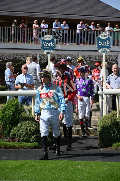 yr09072022r5-8 - Race 5 4.05pm John Smith's Cup