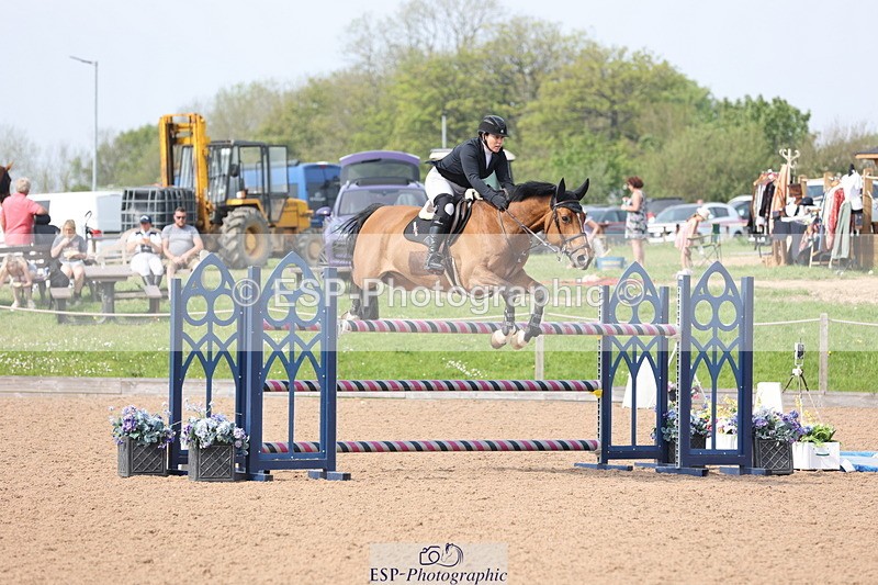 240511A-155728-14873 - Cls 36 National 1.30m Open