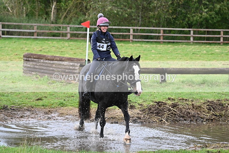 WJ6_4084 - Time at Photographer 11:48 to 11:56