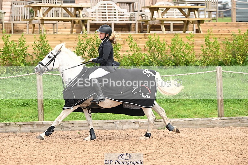 240907A-120317-01117 - Cls 2 Pony Small Team 70cm & 80cm